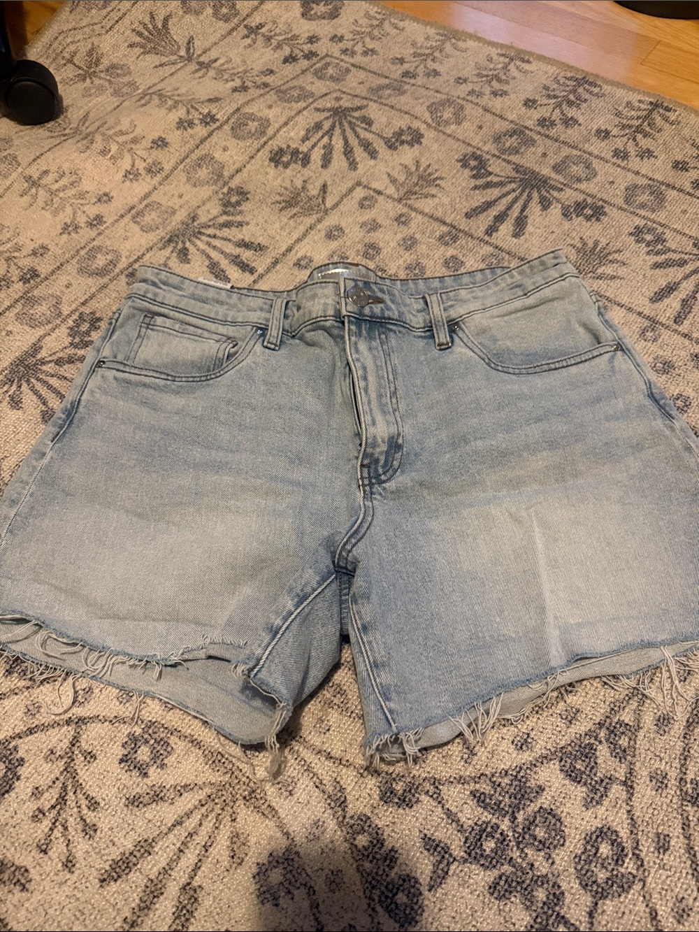 Kut from the Cloth Highrise Jane Short